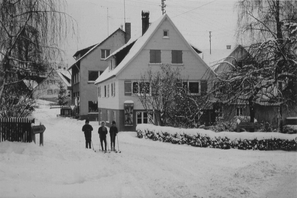 Gschwend - Schlechtbacher Strasse - Hausnummer 1 - 196600000